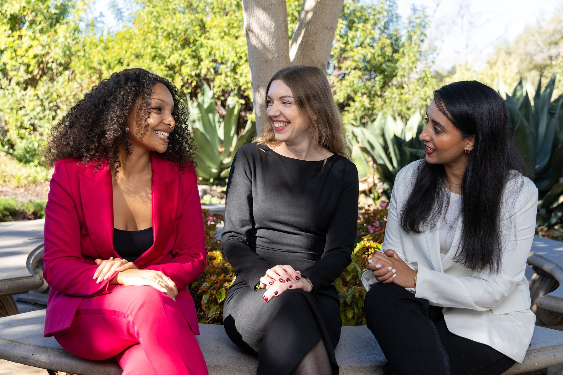 The Women PeaceMakers in the Garden of the Sea
