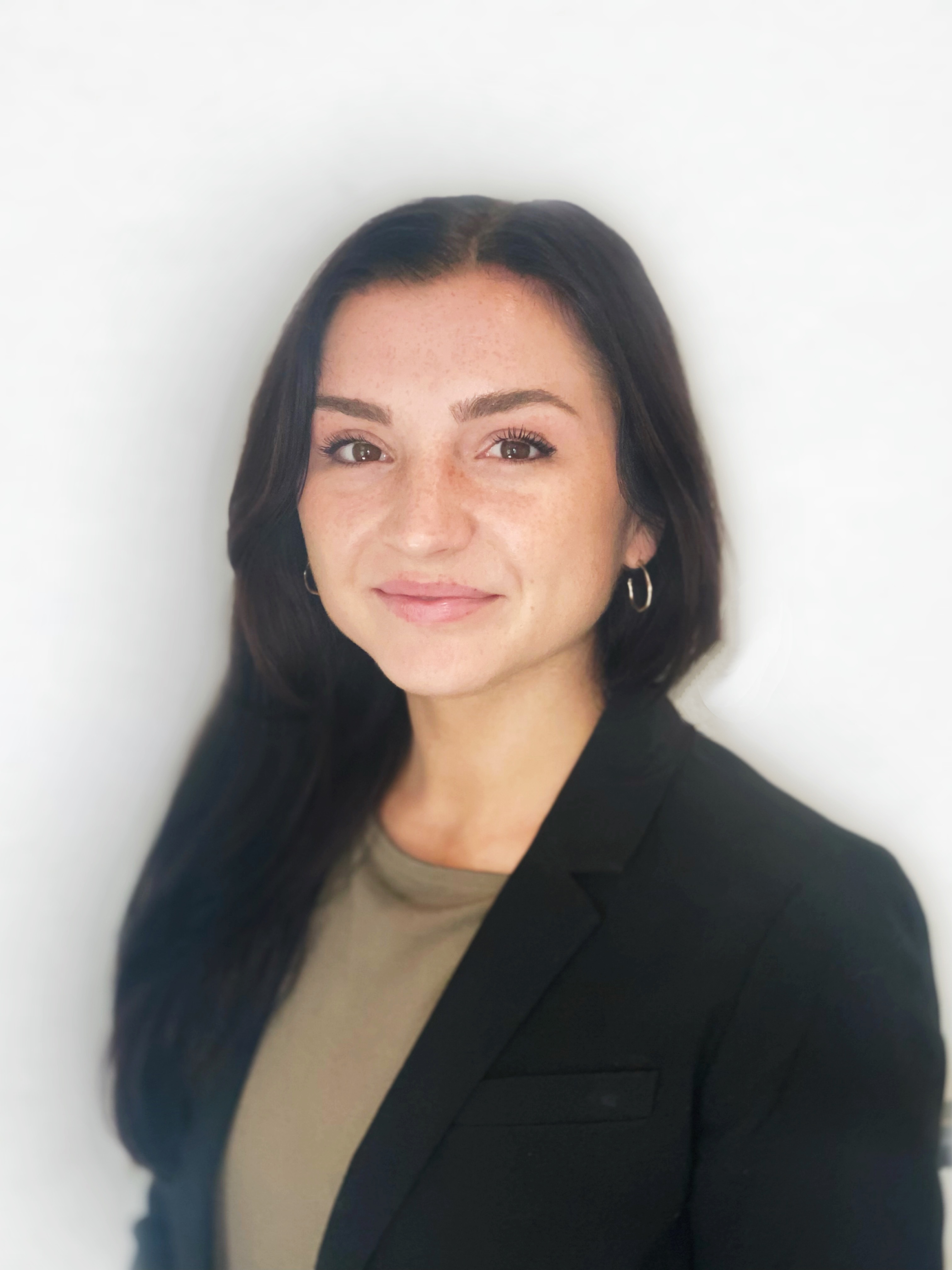 Meet Emily Powers, Dual Degree in Peace and law student featured image